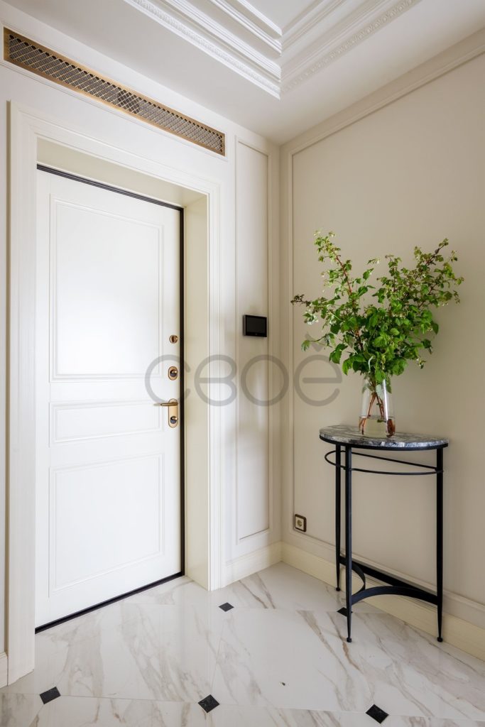 Накладка в стиле Малага на входную дверь