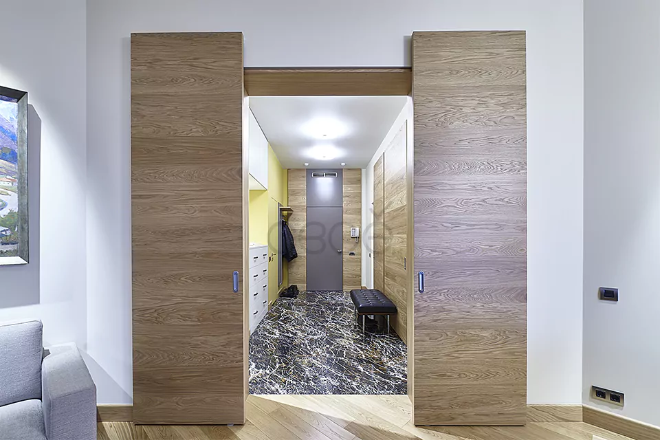 Двери для уютного интерьера. Проект с ванной и гардеробной